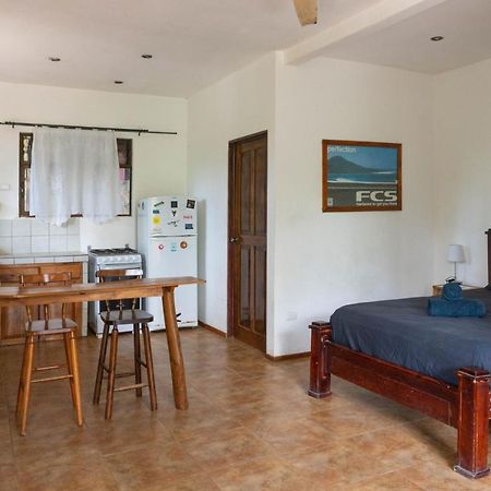Chicama : Burnt Toast Surfcamp Apartment Nosara Luaran gambar