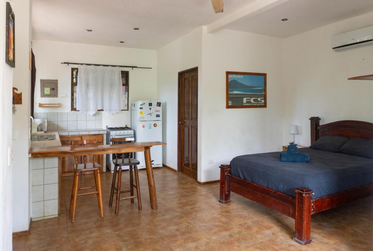 Chicama : Burnt Toast Surfcamp Apartment Nosara Luaran gambar