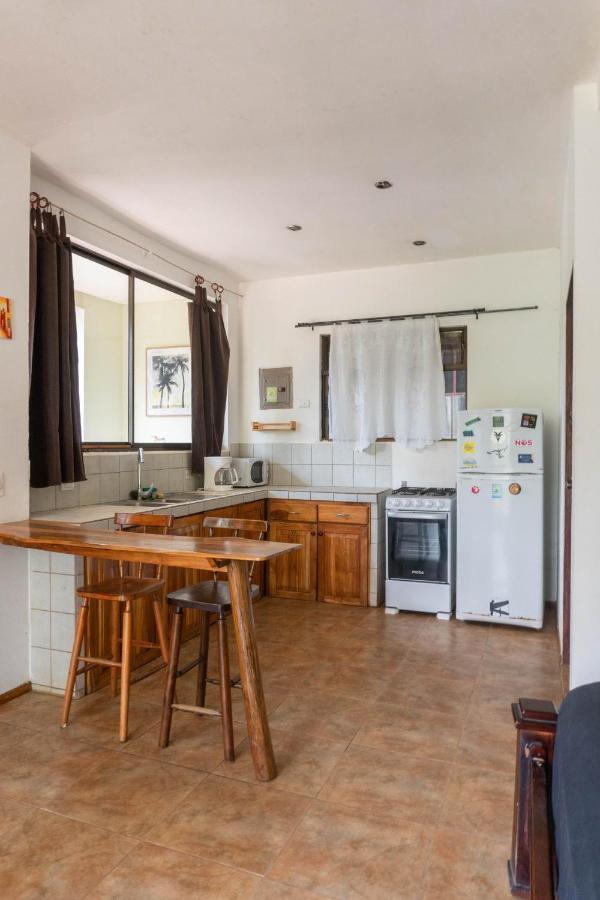 Chicama : Burnt Toast Surfcamp Apartment Nosara Luaran gambar