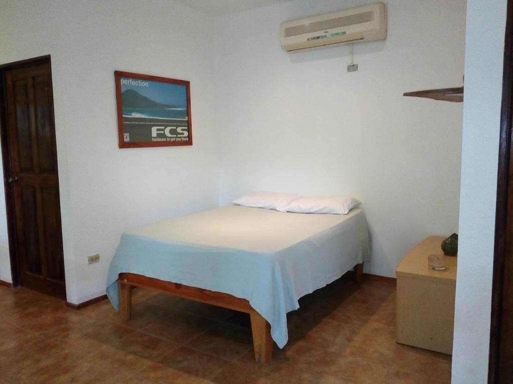 Chicama : Burnt Toast Surfcamp Apartment Nosara Luaran gambar